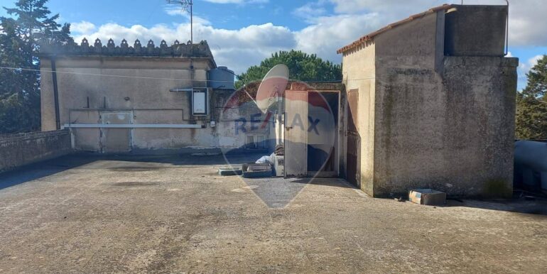 20250404221839-942121-2