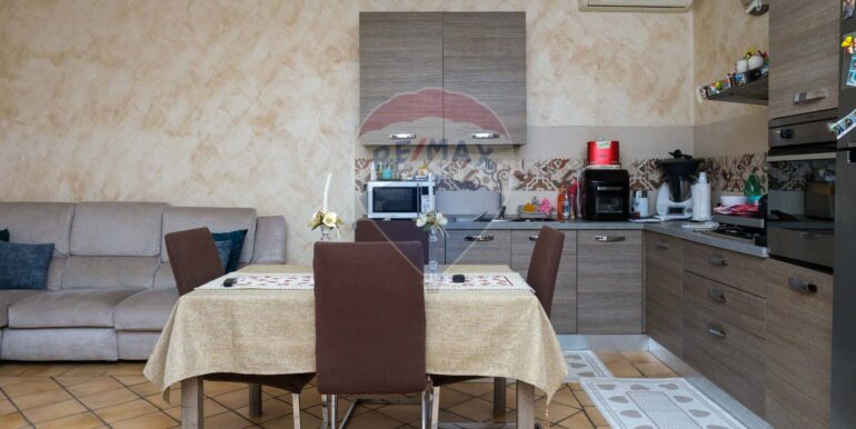 20250127211535-922462-13