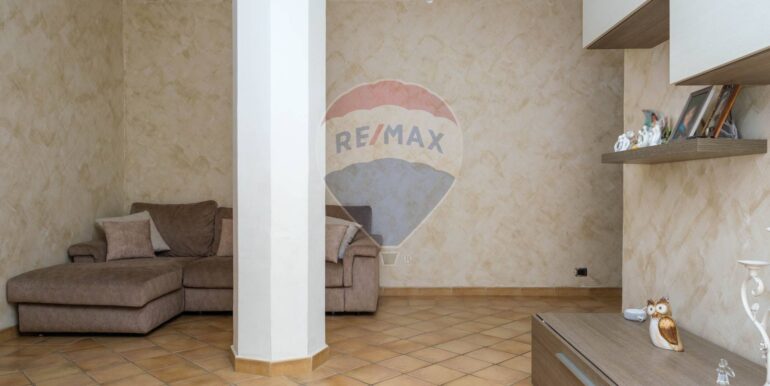 20250127211543-922462-17