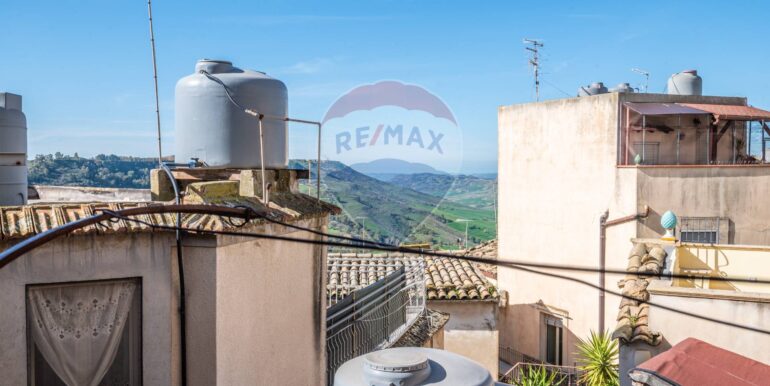 20250226201944-932757-8