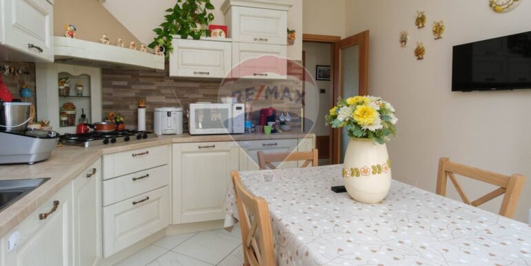 2025033120232-939698-11