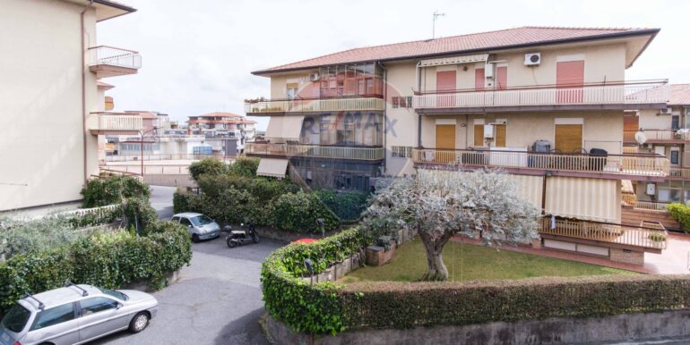 2025033120257-939698-25