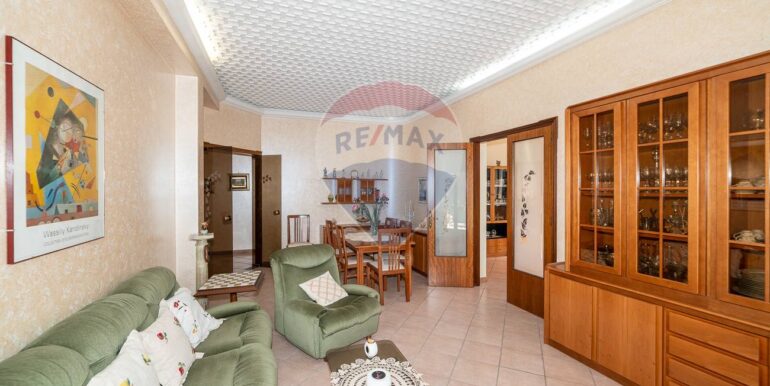 2025042410834-945292-6