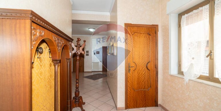 2025042410838-945292-8