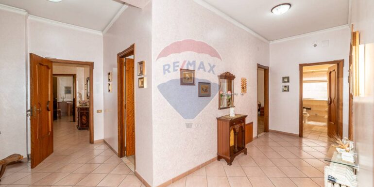 2025042410912-945292-28