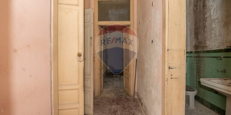 20250424180045-945442-21