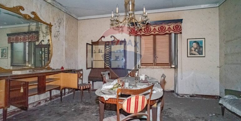 20220717172212-683297-13