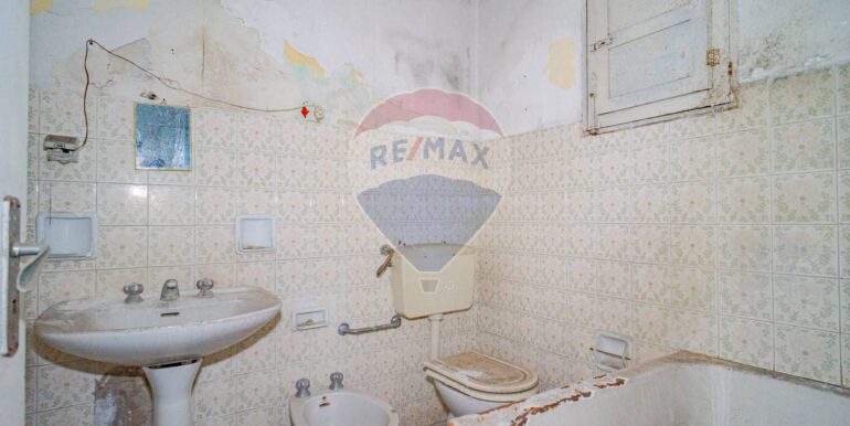 20220717172302-683297-20