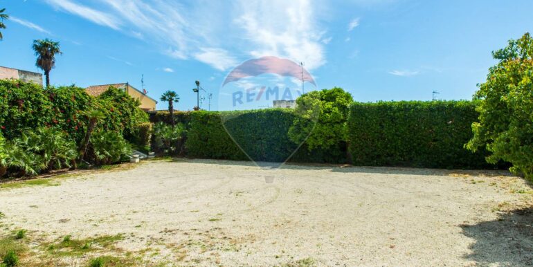 20241118165159-904644-14