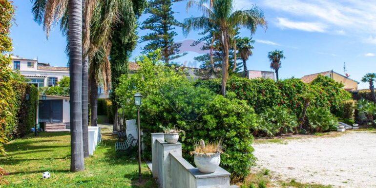 20241118165159-904644-15