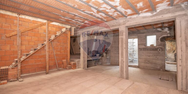 20250114224119-919547-2