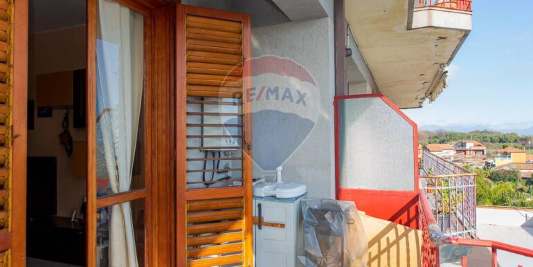 20250116232520-920183-17