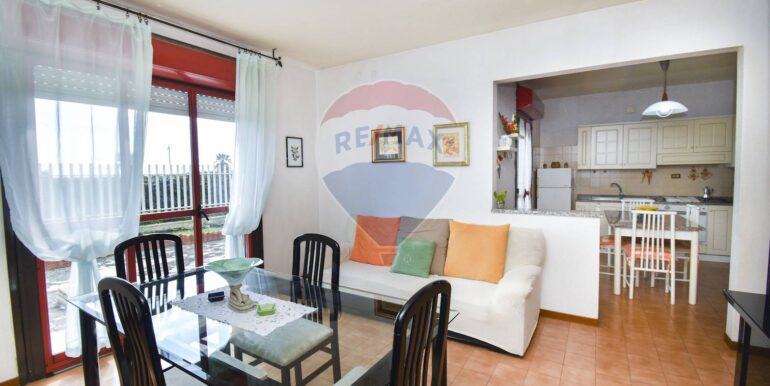 20250301120133-933076-11