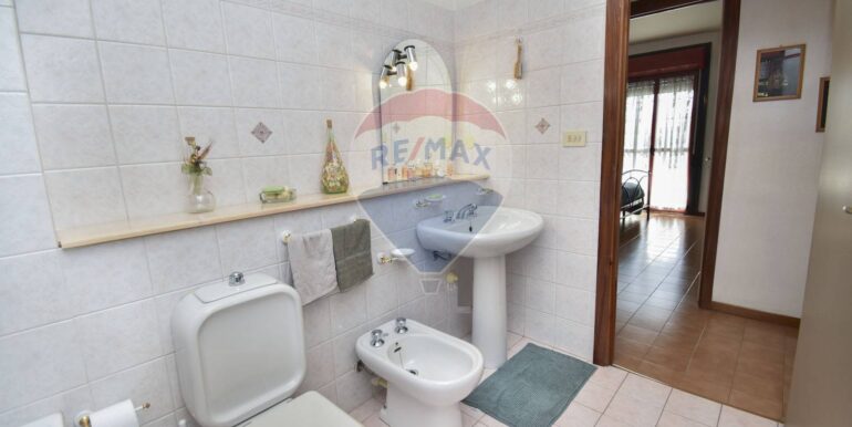 20250301120146-933076-21