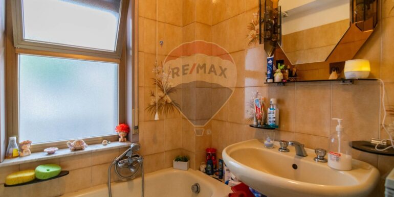 20250407192753-924120-12