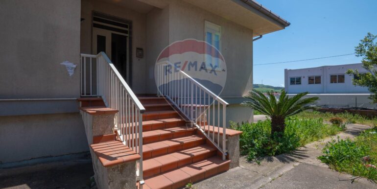 20250504223810-946446-15