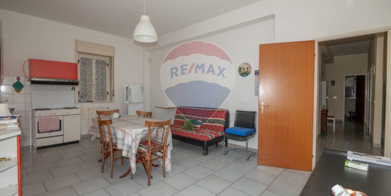 20250504223944-946446-34