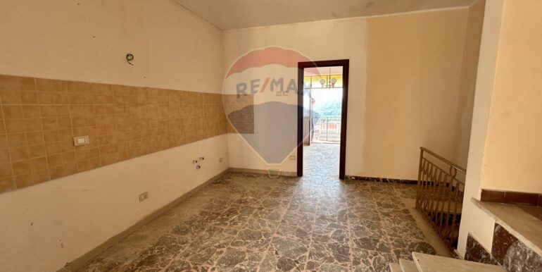 20240902230310-875496-18