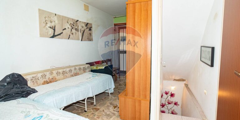 20250110121812-918637-16