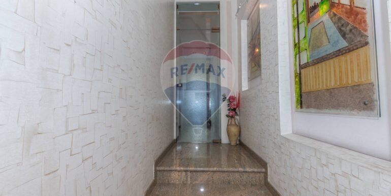 2025012403642-921902-2