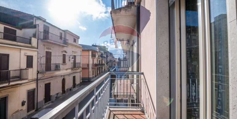 2025012403740-921902-24