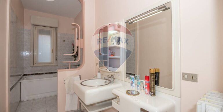 2025012403747-921902-27