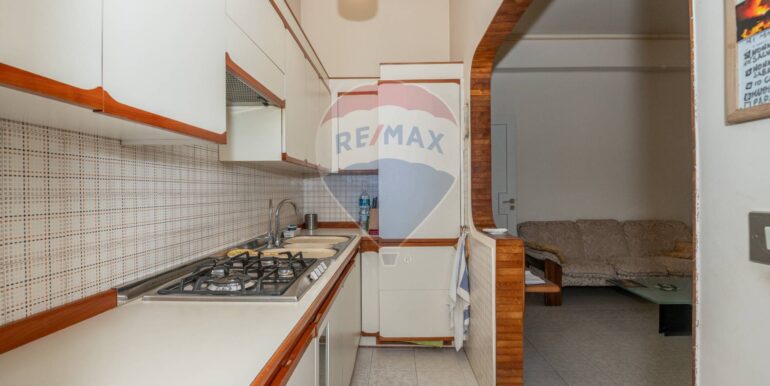 2025012403815-921902-37