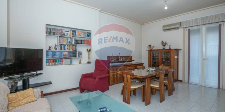 2025012403826-921902-42