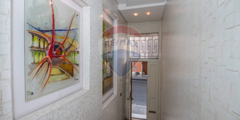 2025012403829-921902-43