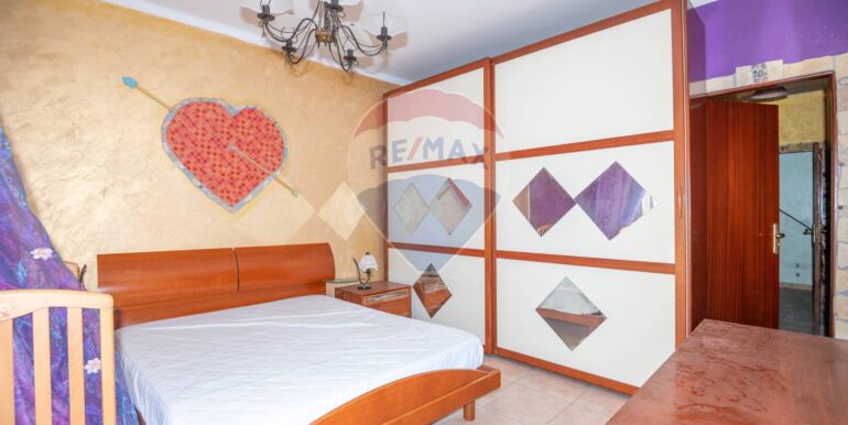 20250202204206-923305-11