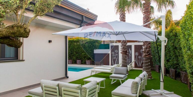 20250207143737-909273-12