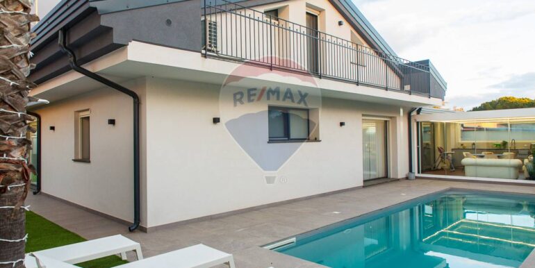 20250207143744-909273-15