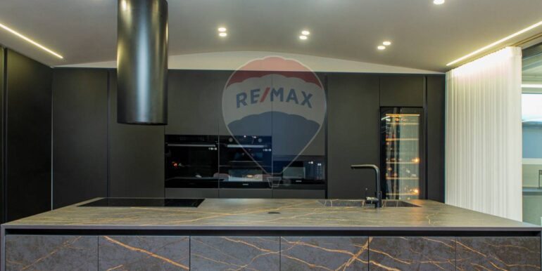 20250207143830-909273-40