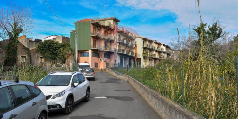 2025022151911-930950-15