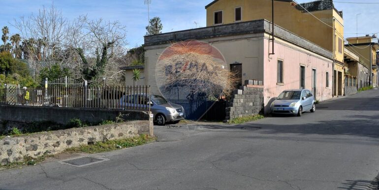 2025022151920-930950-19