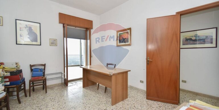 20250527163041-951861-13