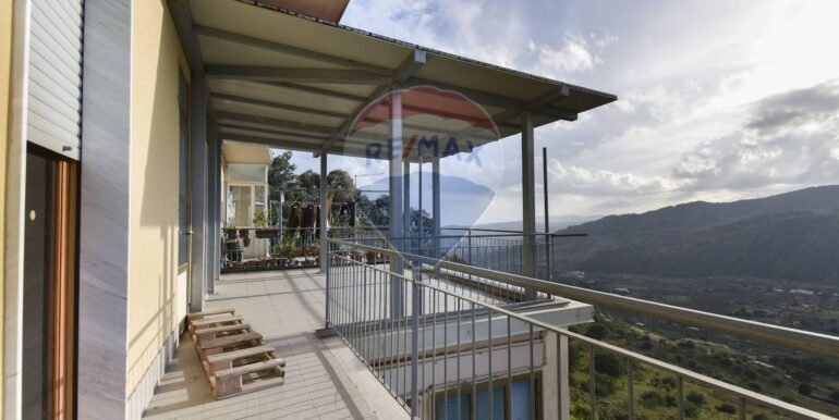 20250527163051-951861-21