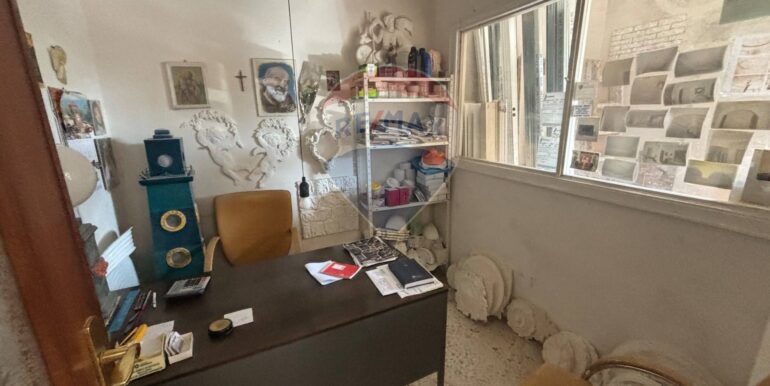 2025061081014-956493-8