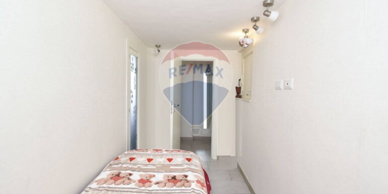 2025061892613-959593-6