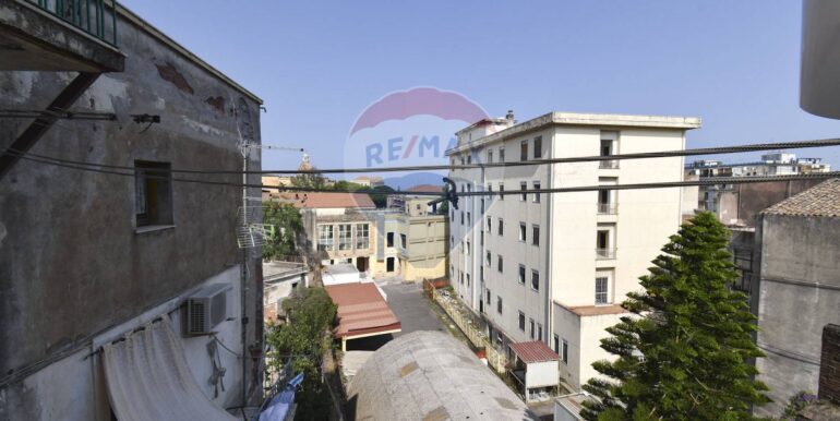 2025061892625-959593-12