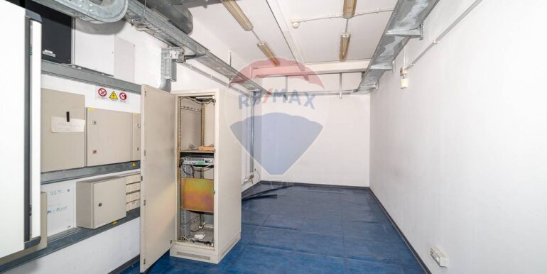 20250708182705-965856-10