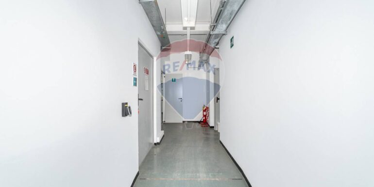 20250708182713-965856-12