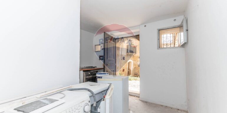 20250710125048-966159-3