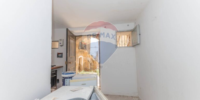 20250710125049-966159-11