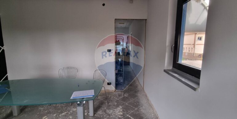 2025071094546-966069-4