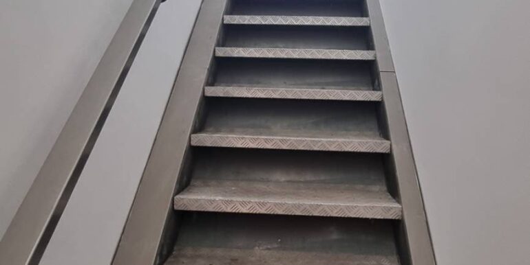 2025071094602-966069-10