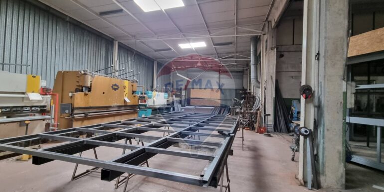 2025071094658-966069-17