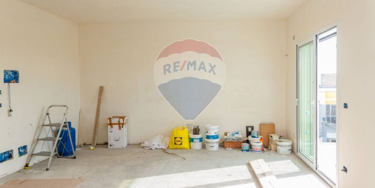 20250125155036-921236-17