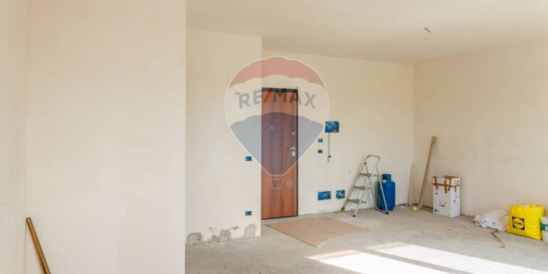 20250125155038-921236-18