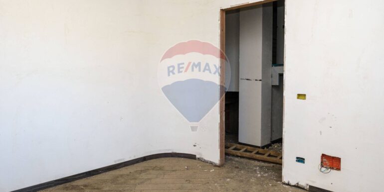 20250214112243-929439-19